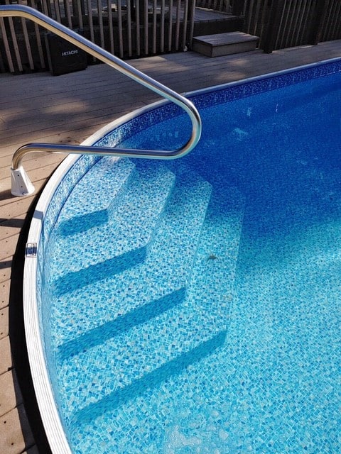above ground pool walk-in stairs